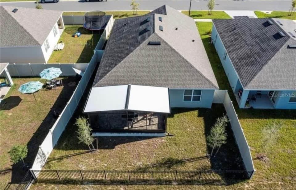 513 Nicken Grove – photo 3