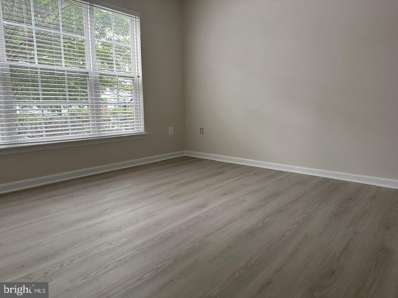 1310 SAUNDERS Drive – photo 5