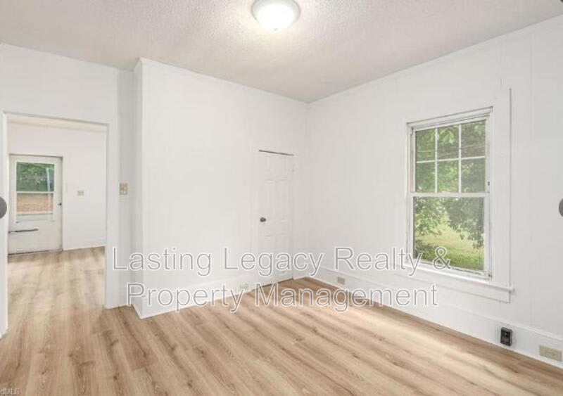 1006 Junia Avenue – photo 5