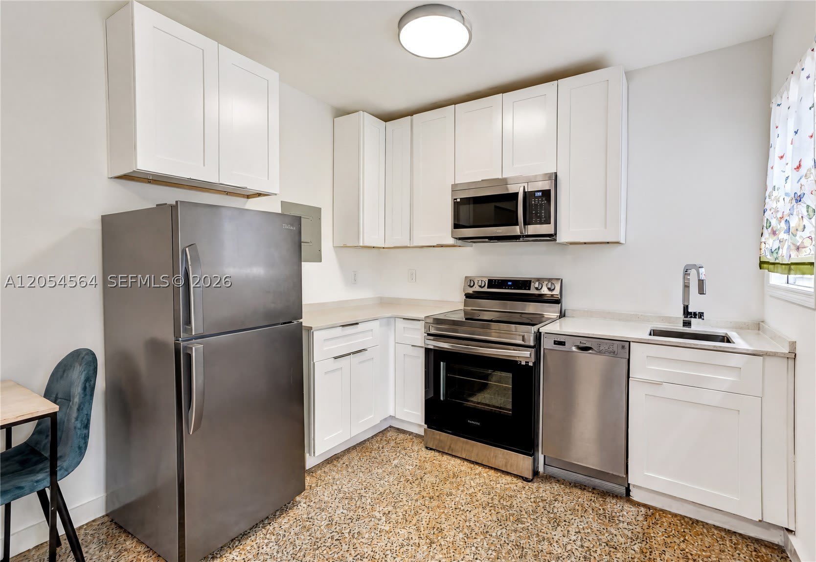 421 75th St – photo 2