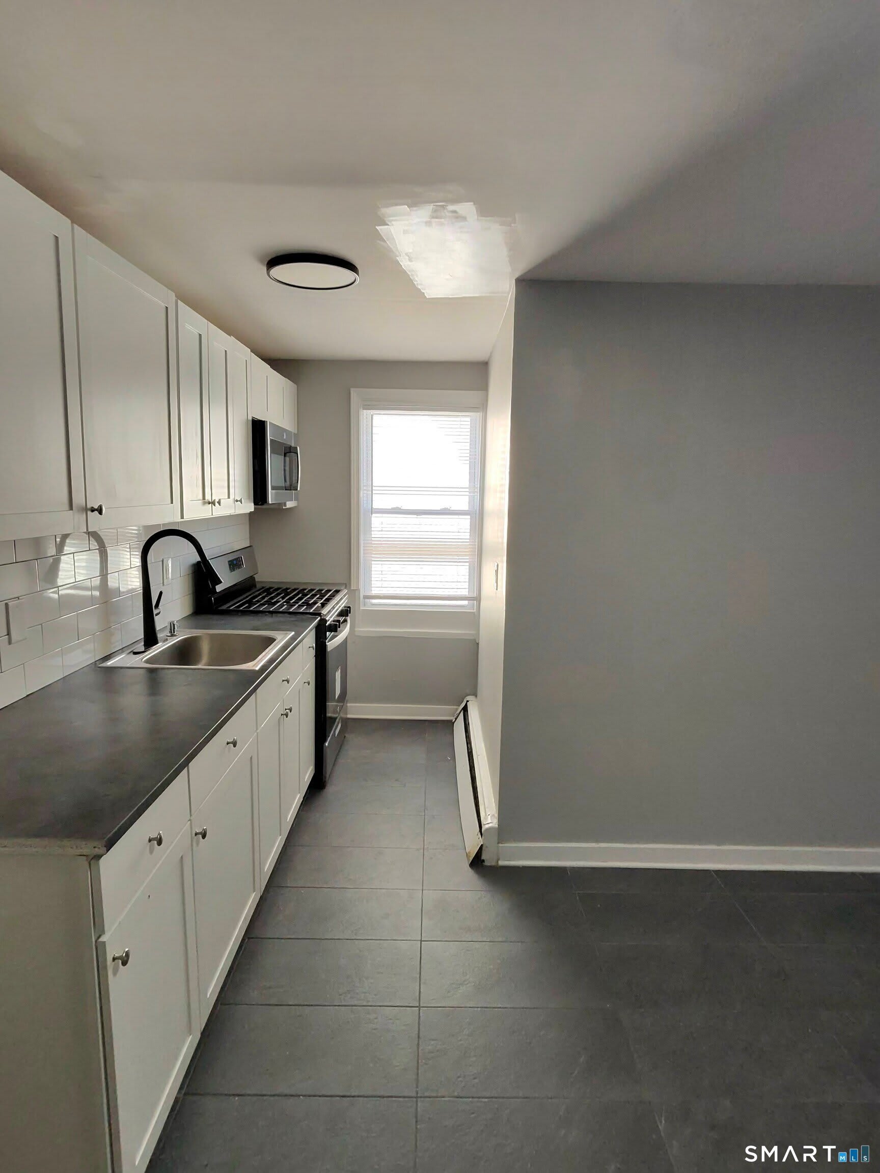 982 Pembroke Street – photo 2