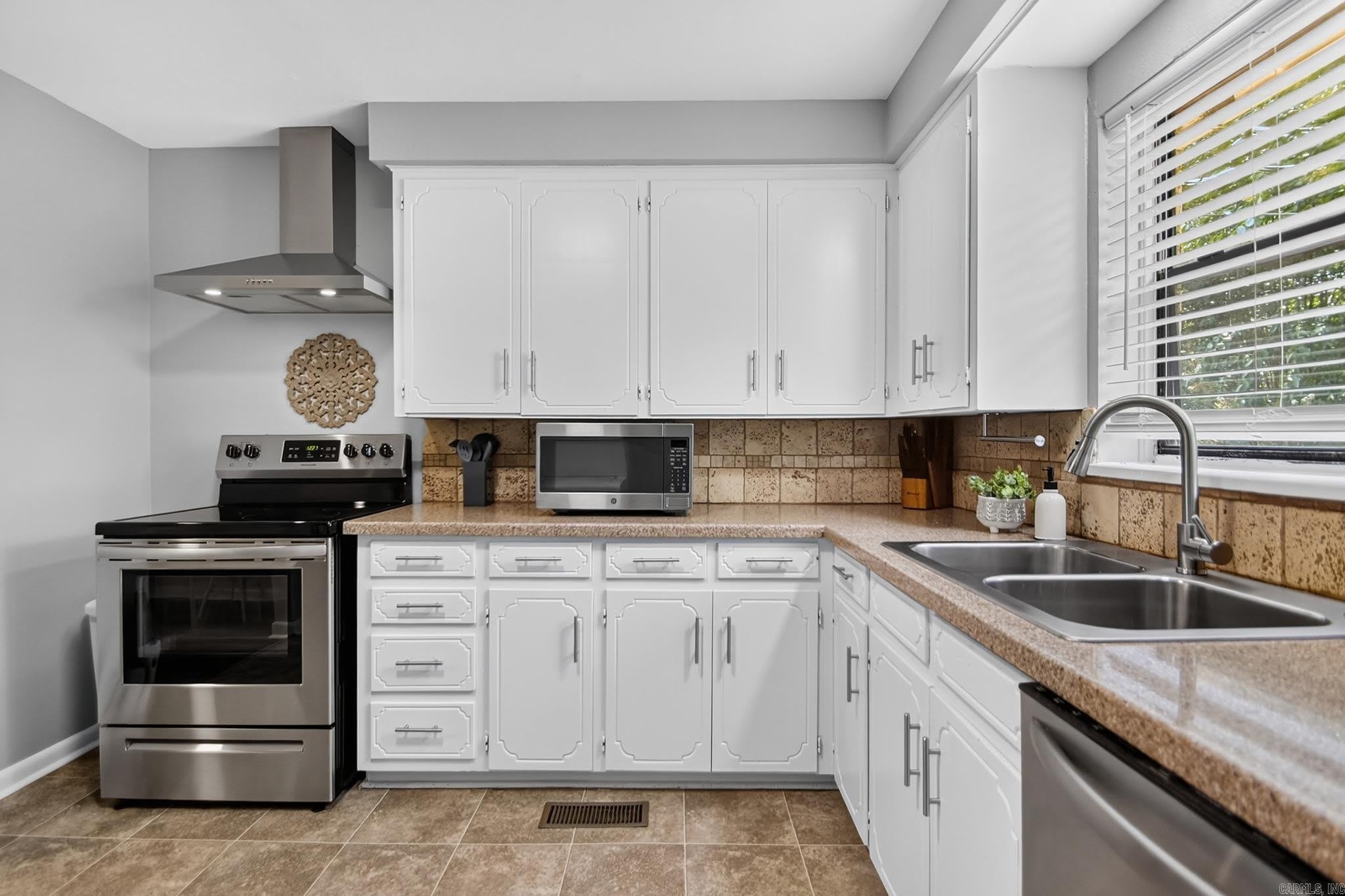 422 W K Avenue – photo 5