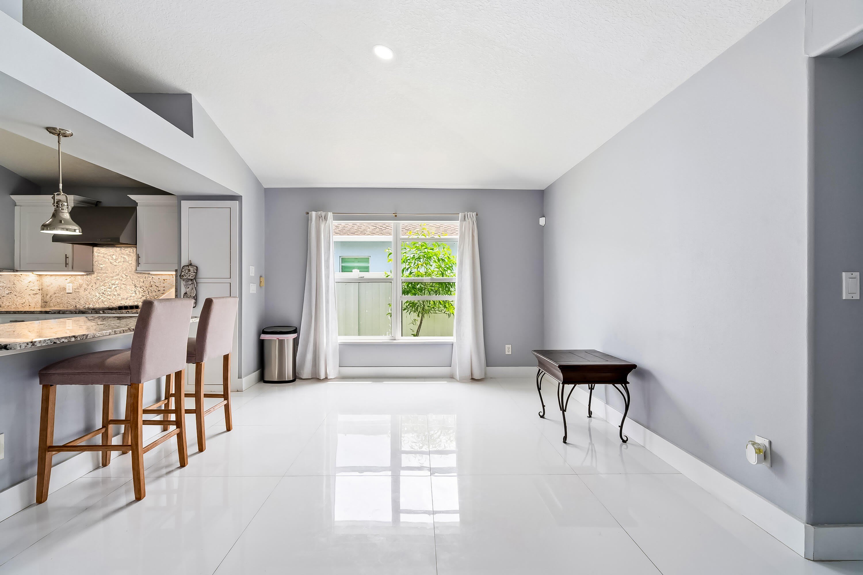 6715 NW PINSON Court – photo 2