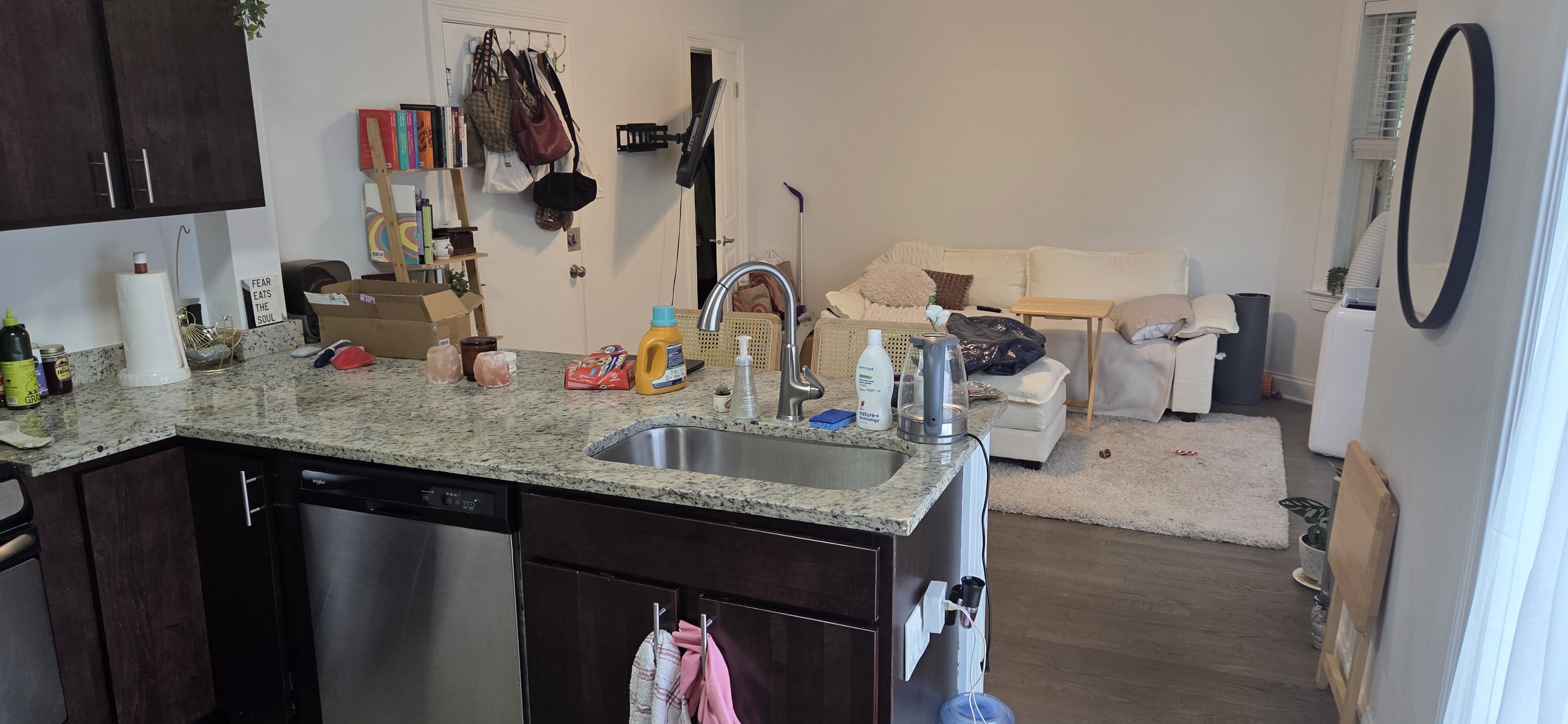 6914 N Wayne Ave – photo 2