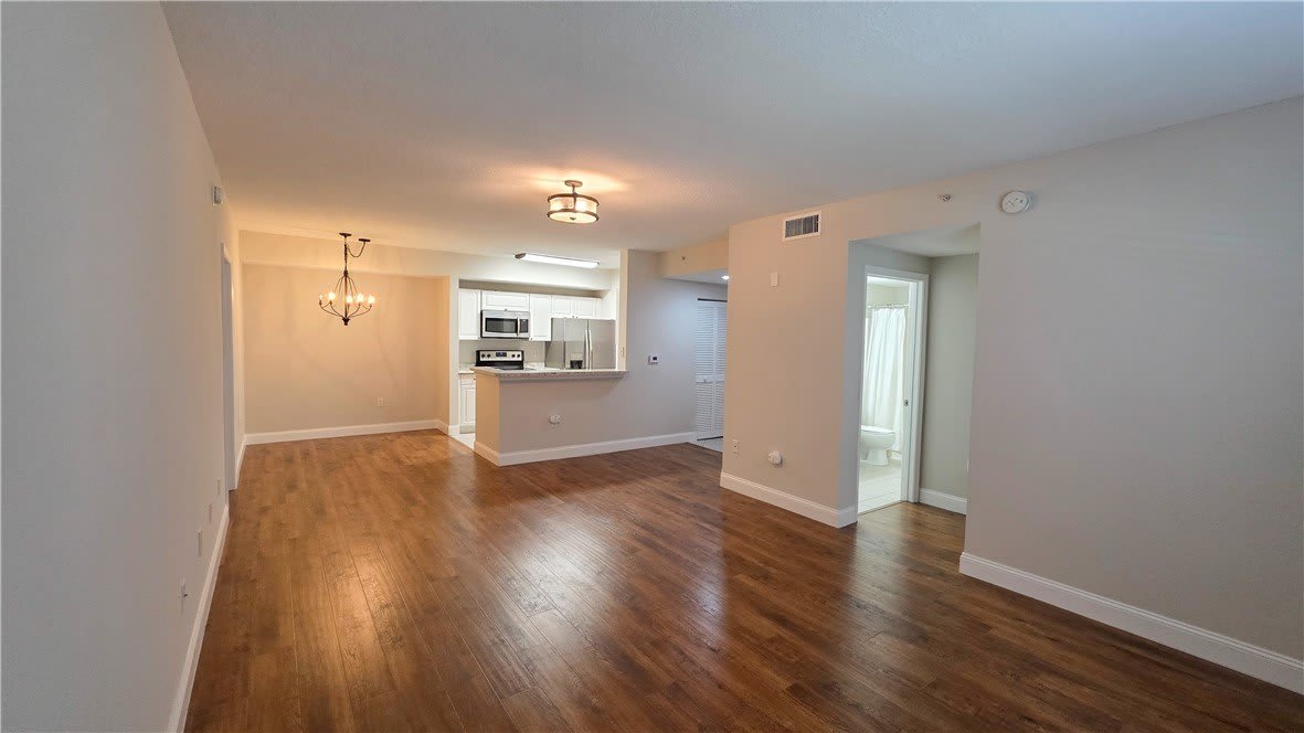 5090 Fairways Circle – photo 4