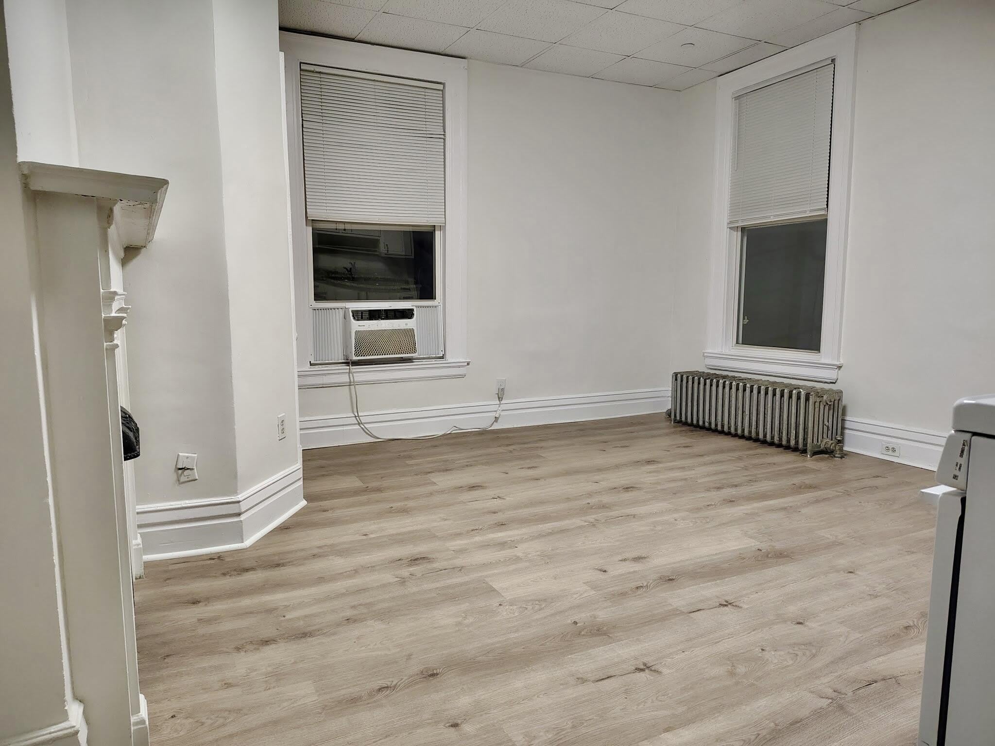 160 Constitution Street – photo 2