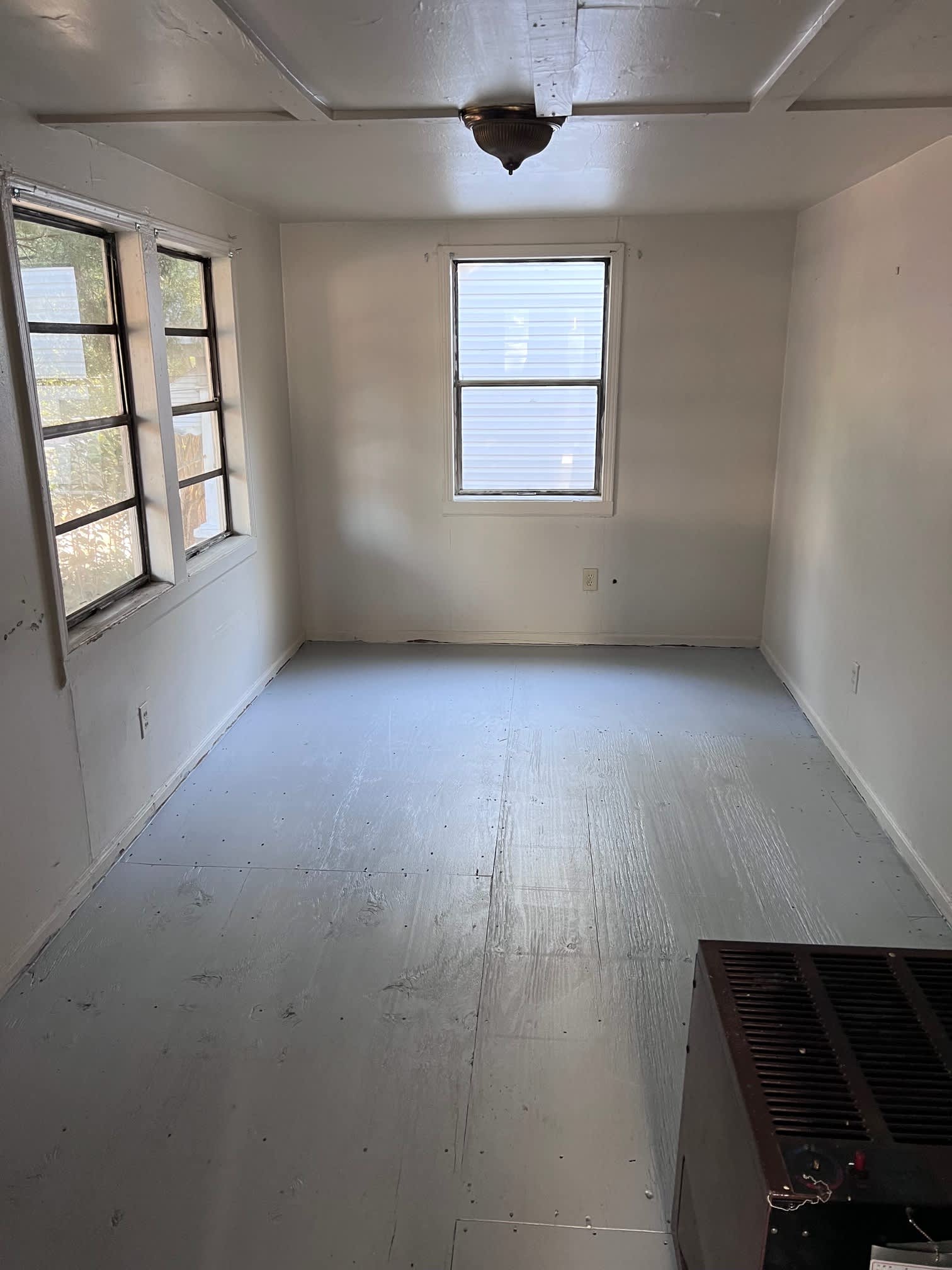 666 Gilliam Avenue – photo 5