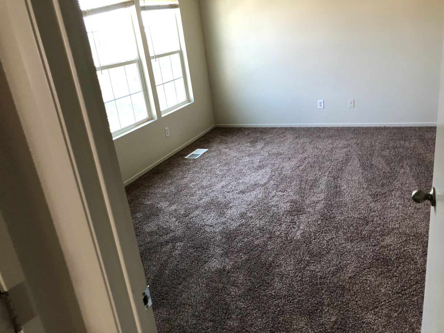 3 Bedroom 2 Bath Home For Rent – photo 2