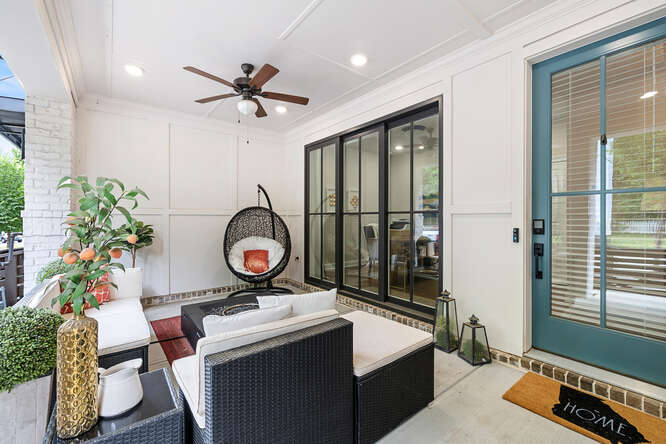 1821 La Dawn Lane Northwest – photo 3