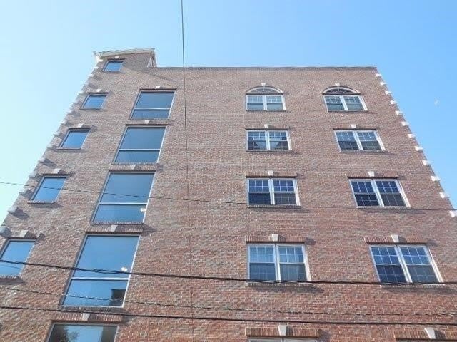 413 415 9Th St – photo 1