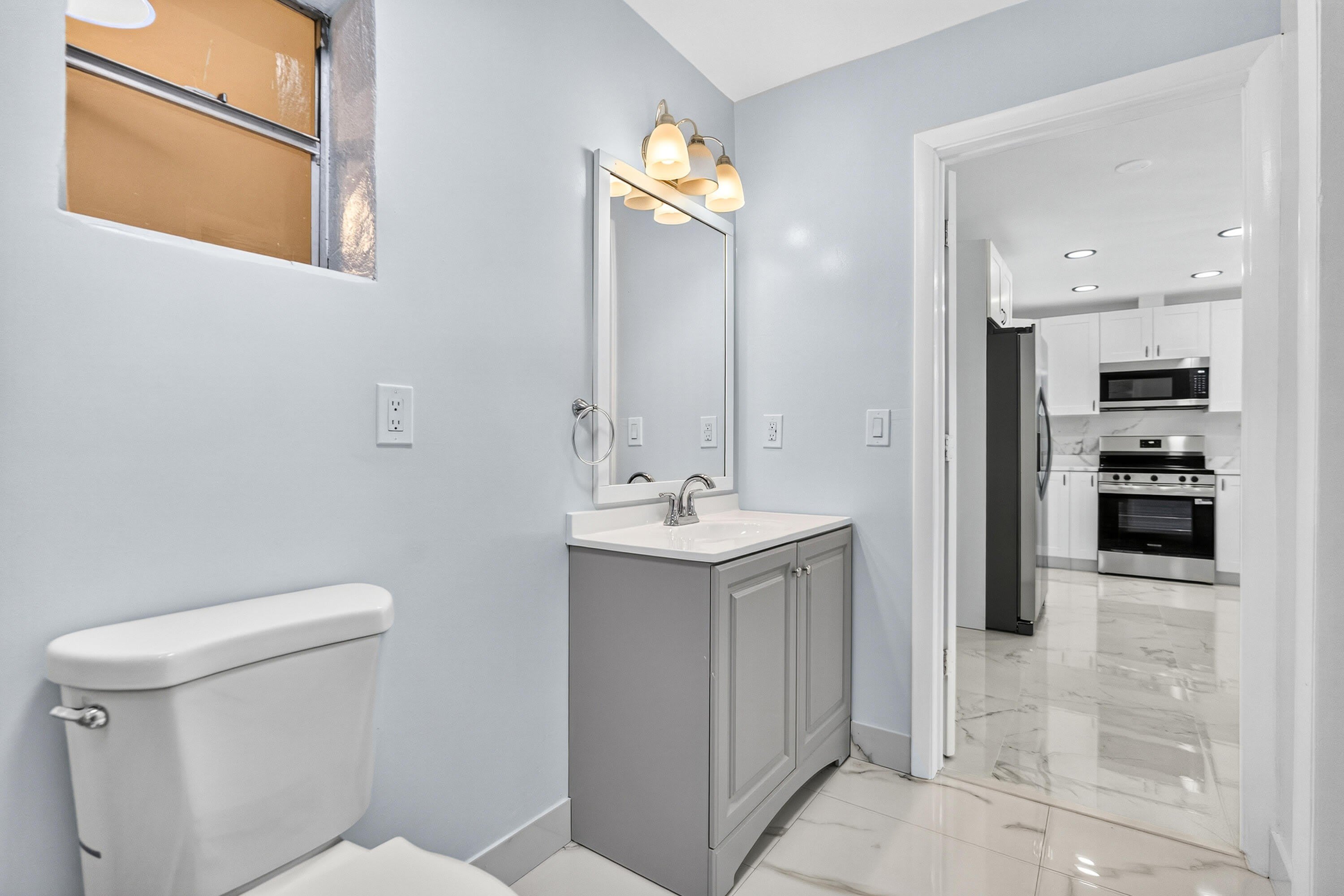 1531 NE 33rd Street – photo 3