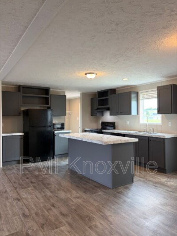 1413 Howell River Road – photo 4
