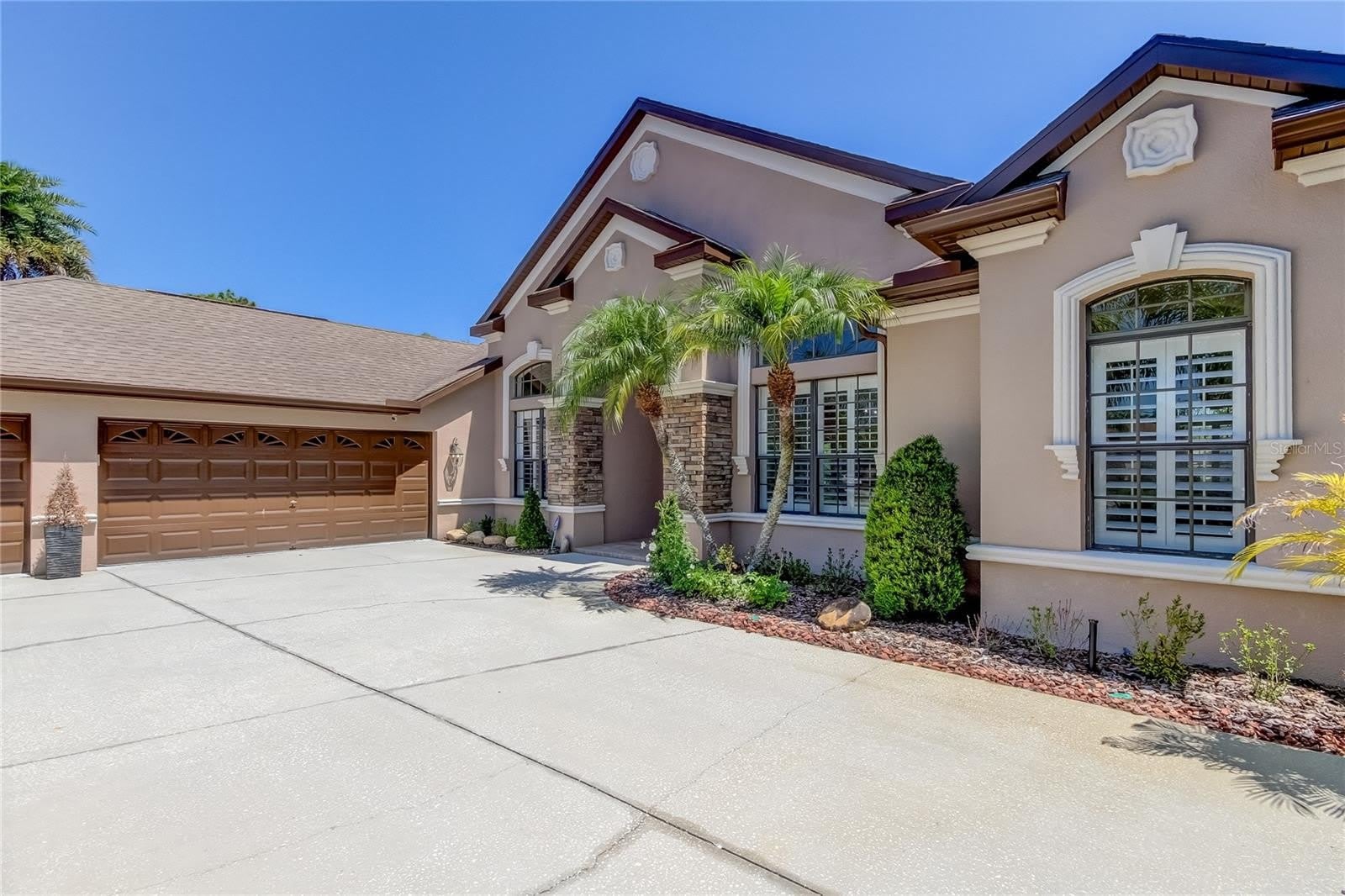 1422 ARISTIDES Court – photo 5