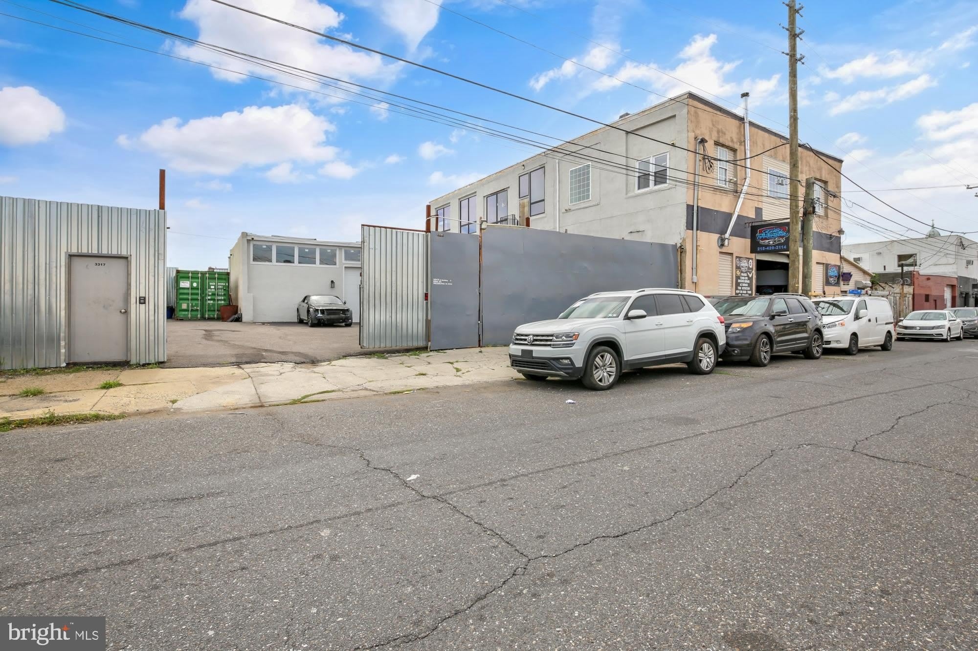 3317 41 Gaul Street – photo 1
