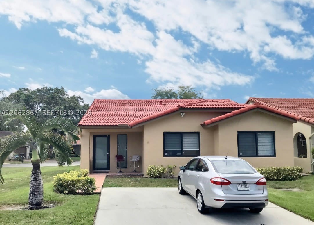 6651 Nw 173Rd Ln – photo 1