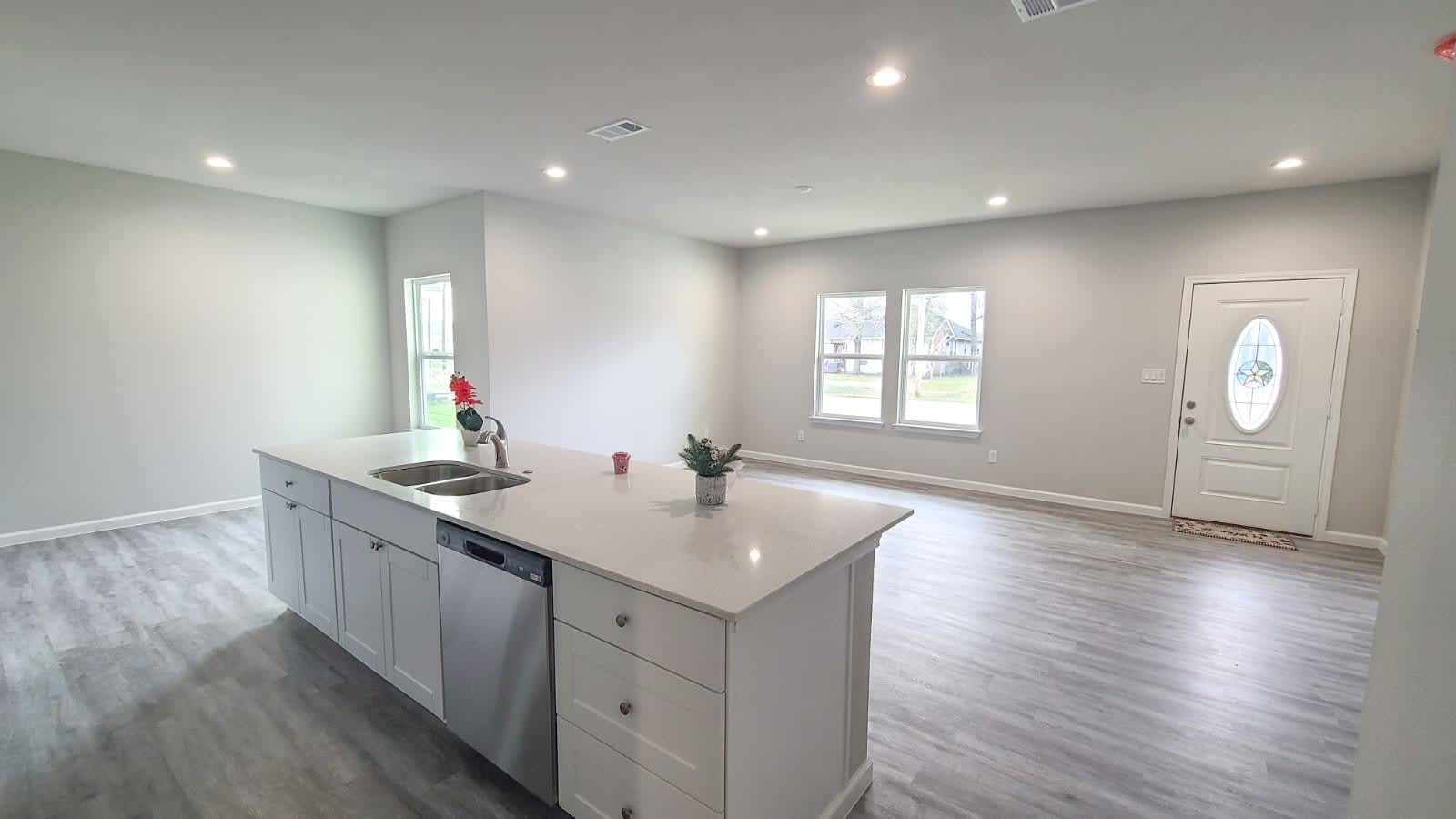 4105 Stuart Street – photo 2