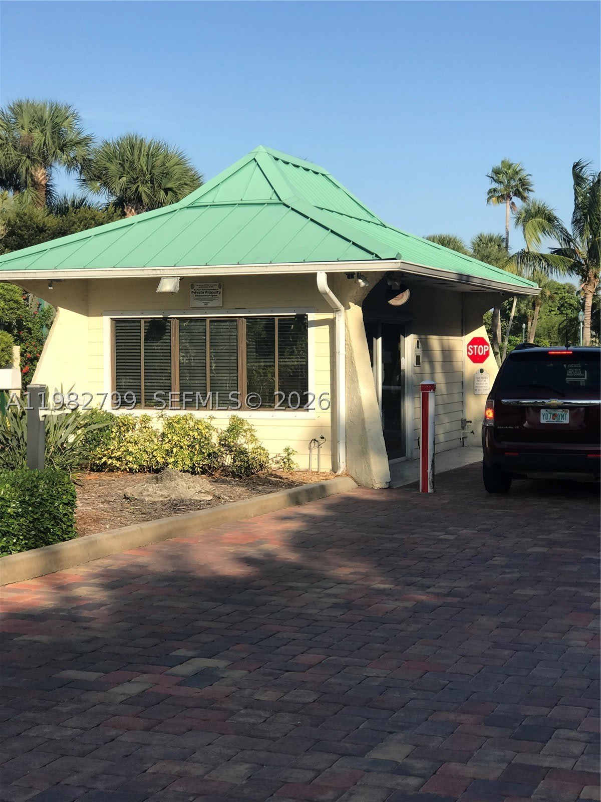 2400 S Ocean Dr – photo 2