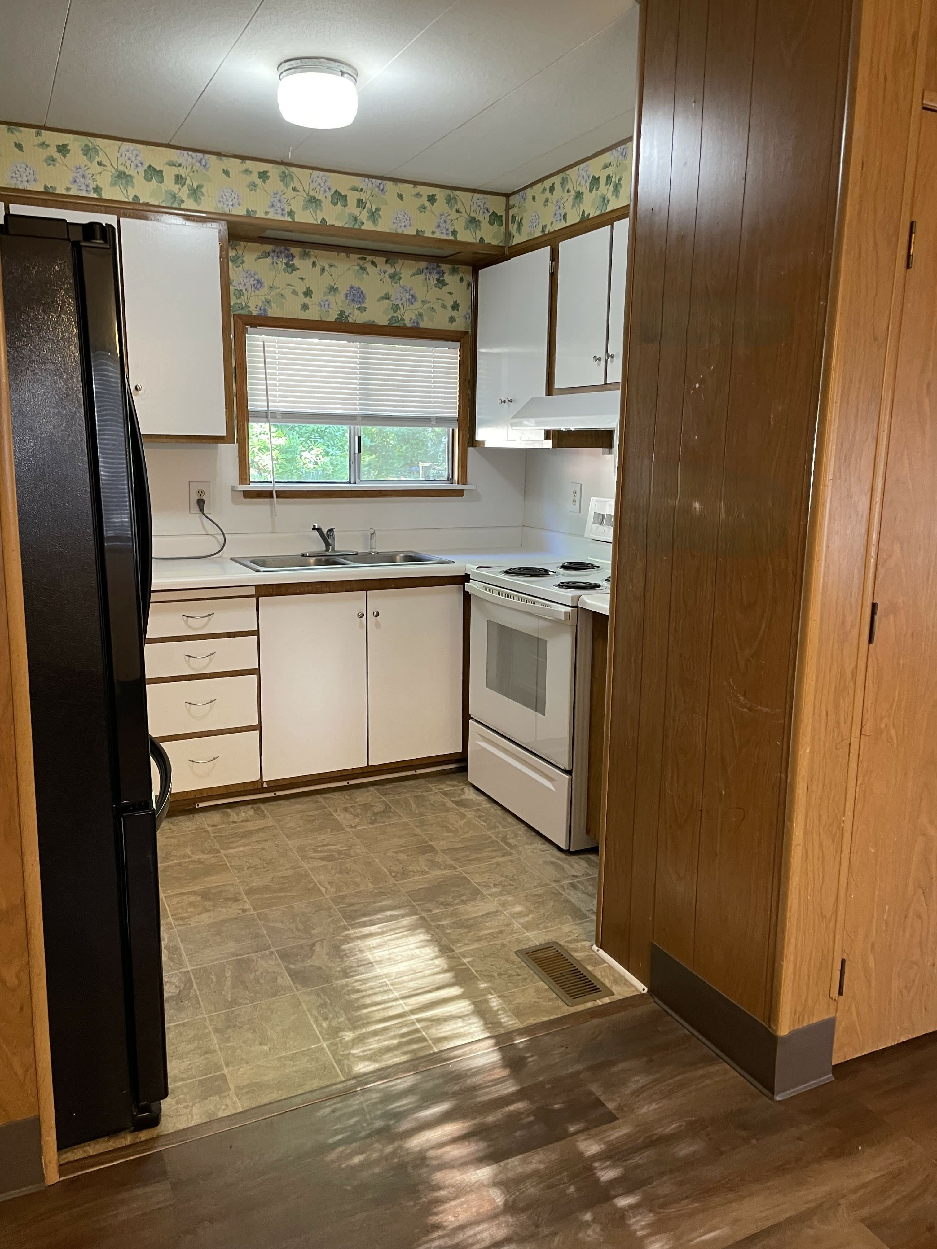 1748 Northeast McWilliams Road – photo 2