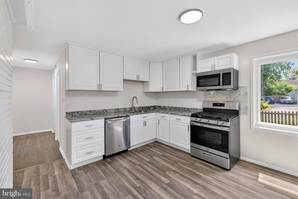 303 Nimitz Avenue – photo 4