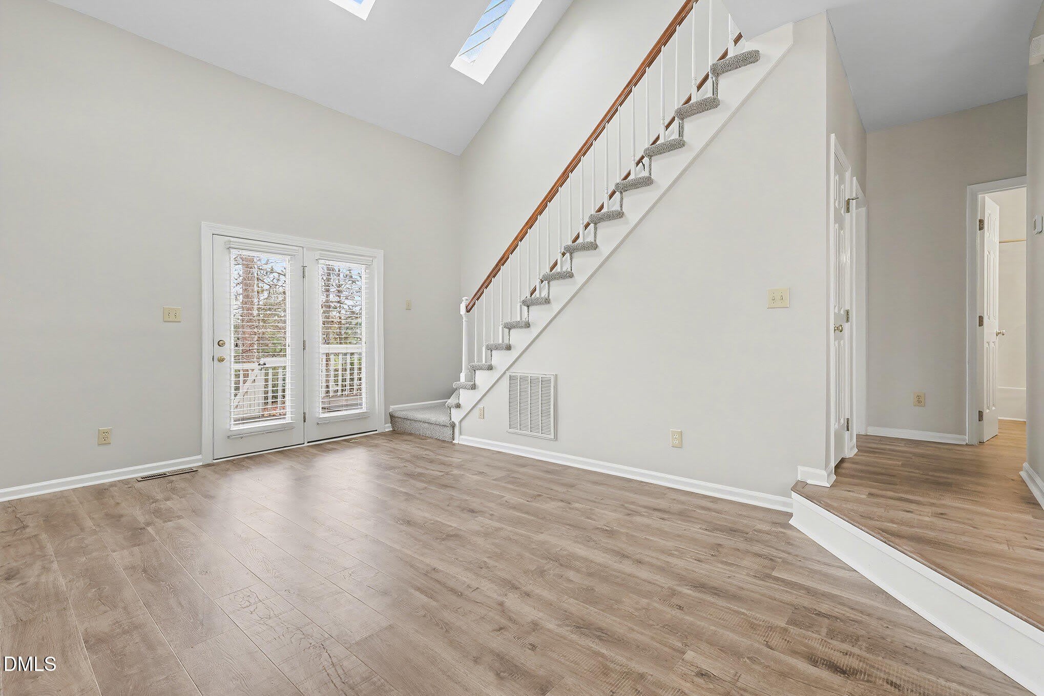 3706 Carnegie Lane, Raleigh NC 27612 – photo 4