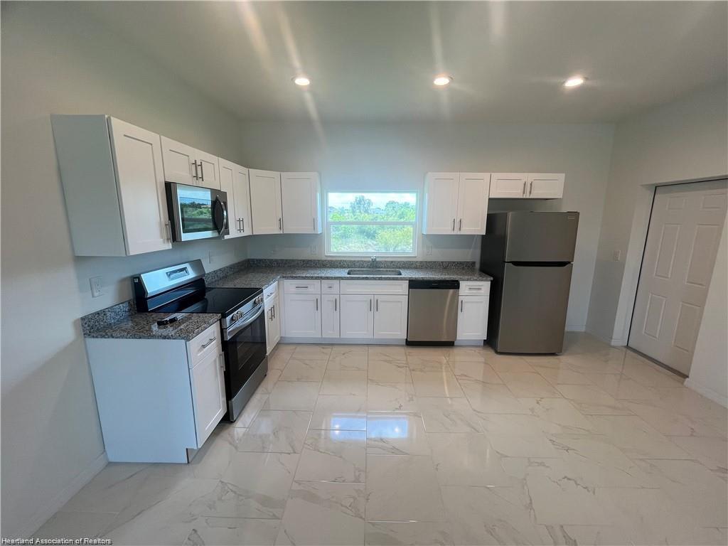 747 Pacific Street – photo 4