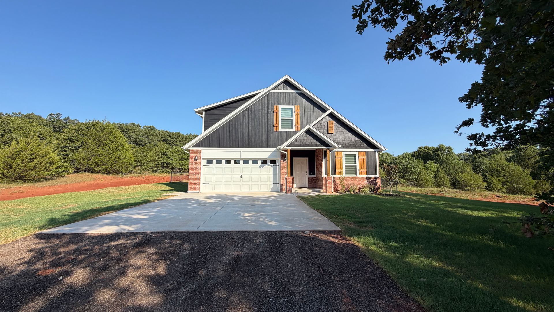 New Construction 4 Bedroom, 2 Bathroom on a 1.91 Acre Lot in Ridge Creek Addition! – photo 1