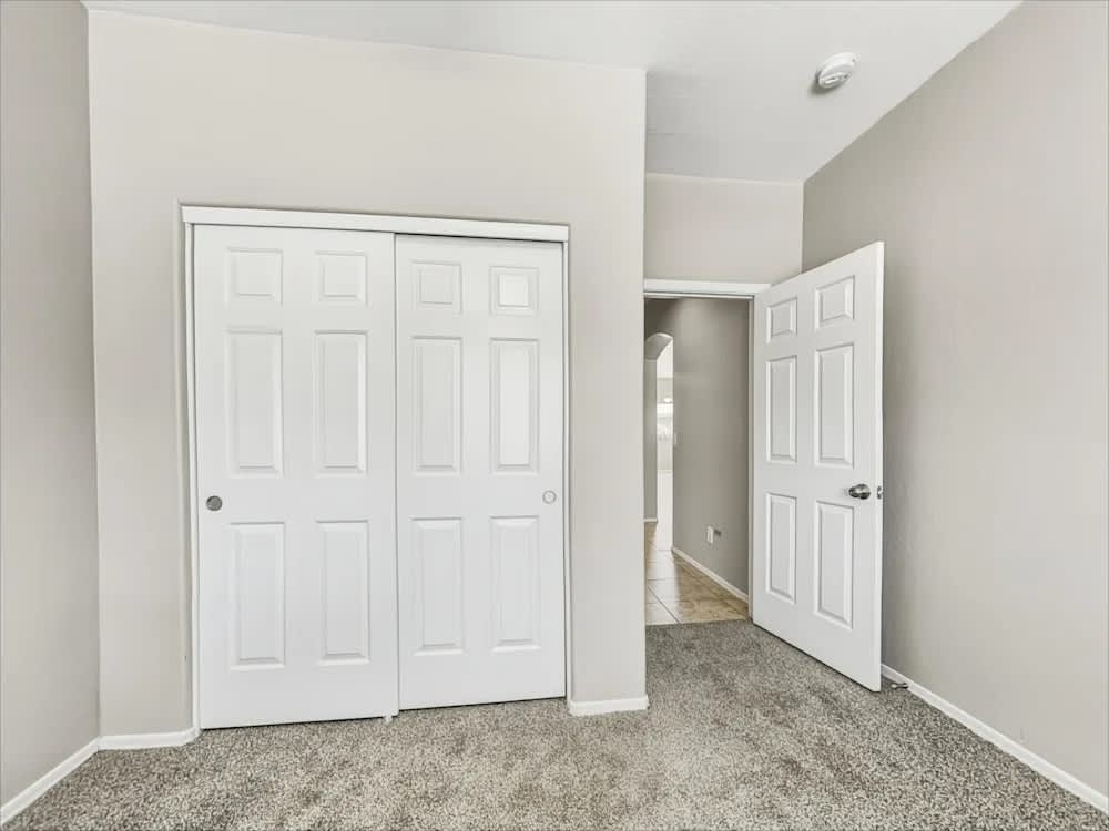 1606 S 79th Ln – photo 5