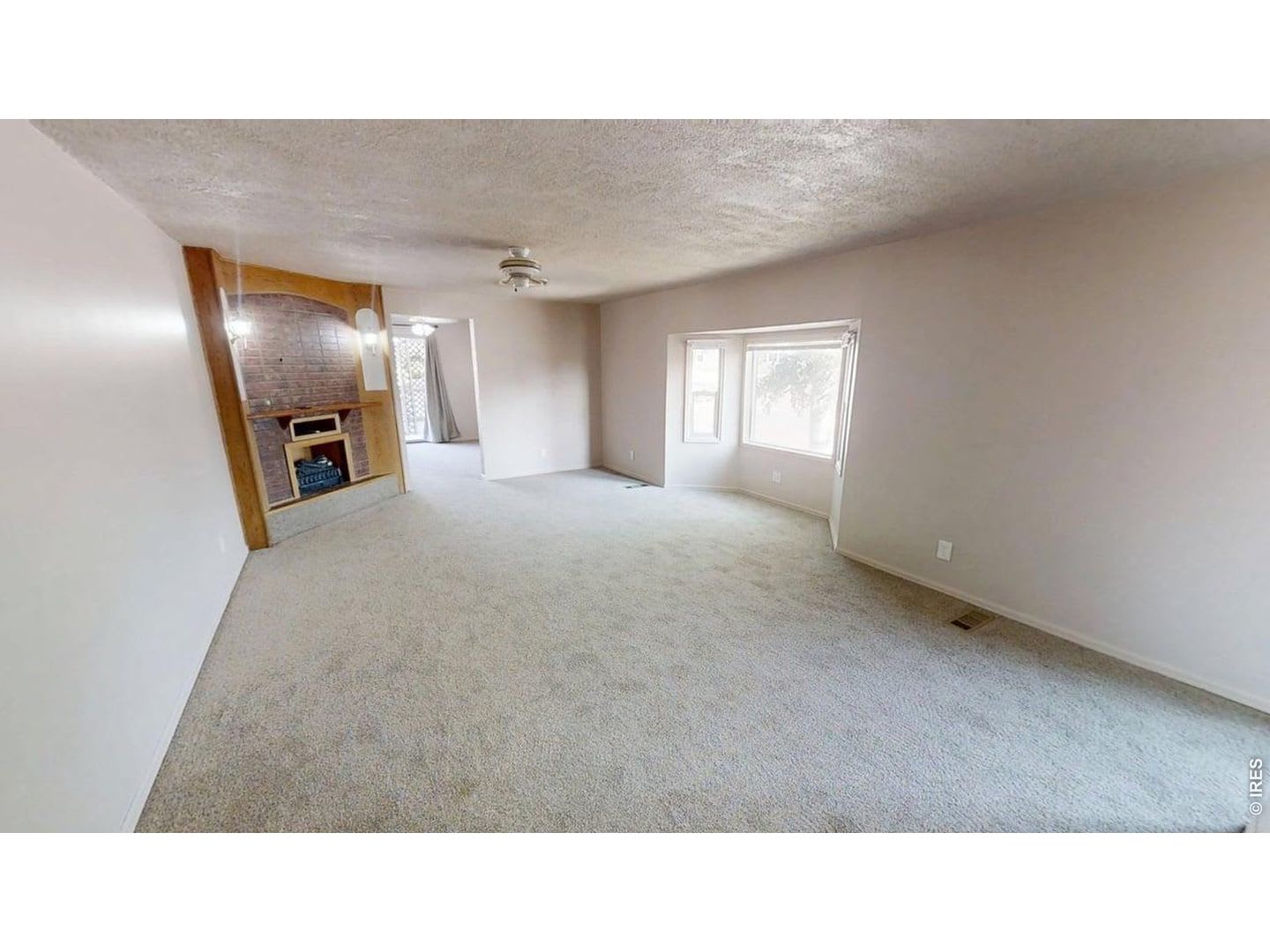 Single Family Home For Rent – photo 3