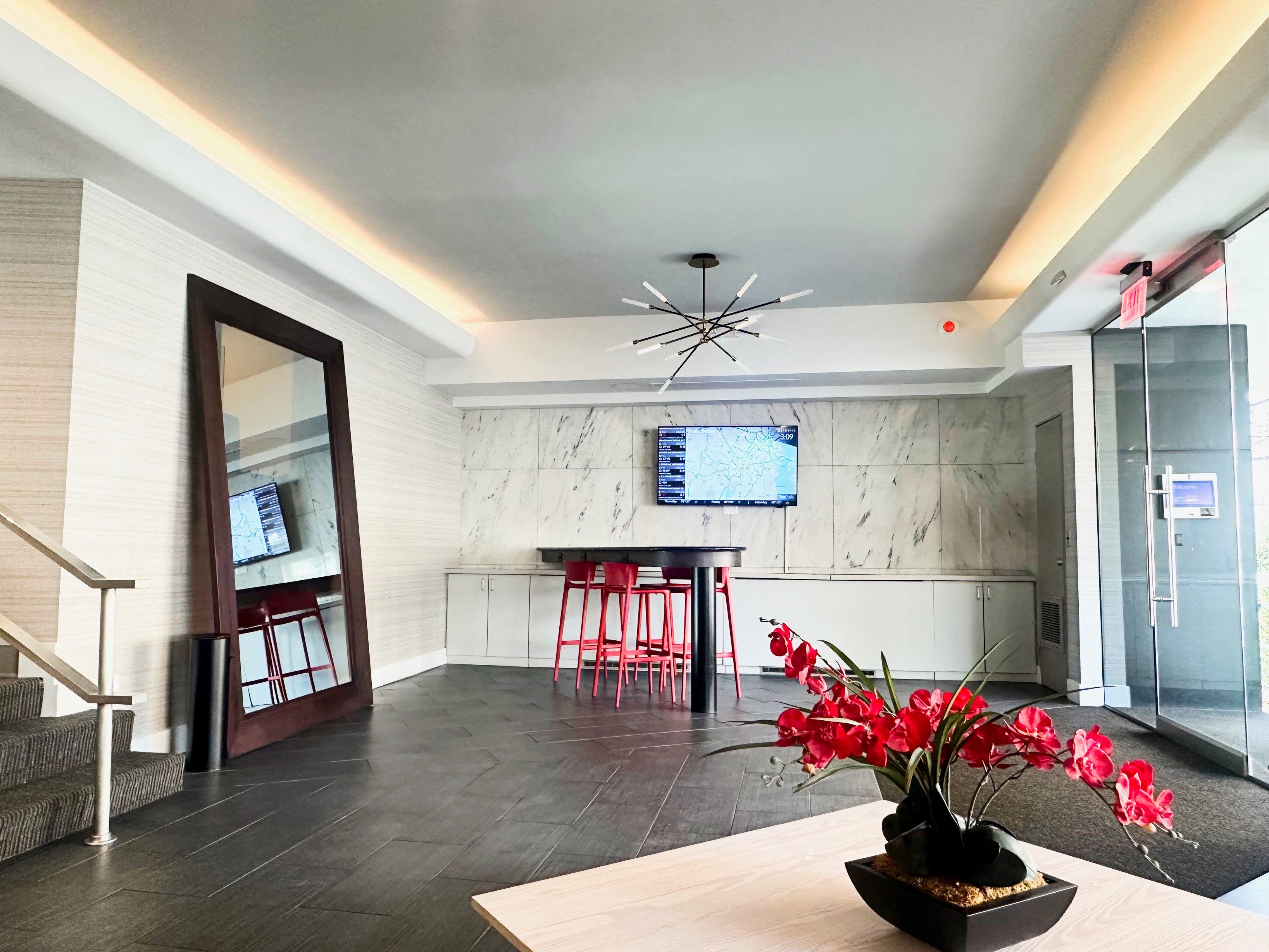 215 C Street – photo 5