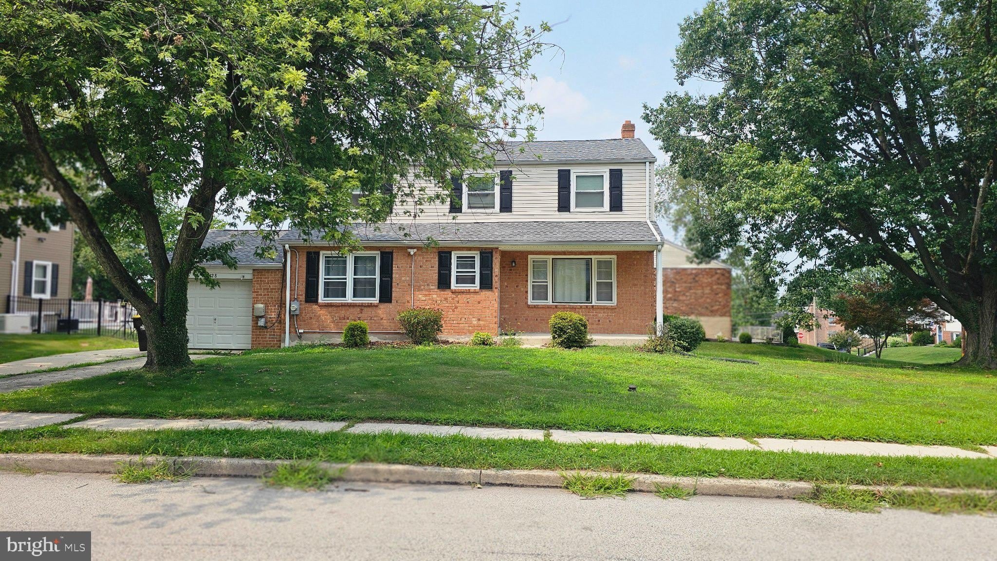 328 REES Drive – photo 1