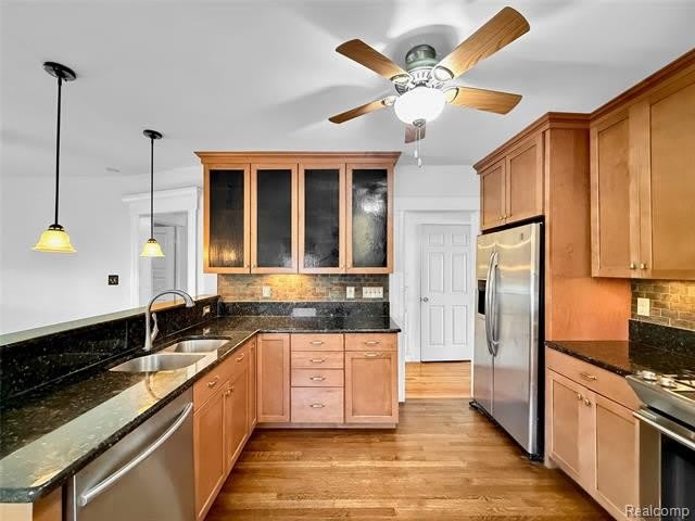 1027 LAKEPOINTE Street – photo 3