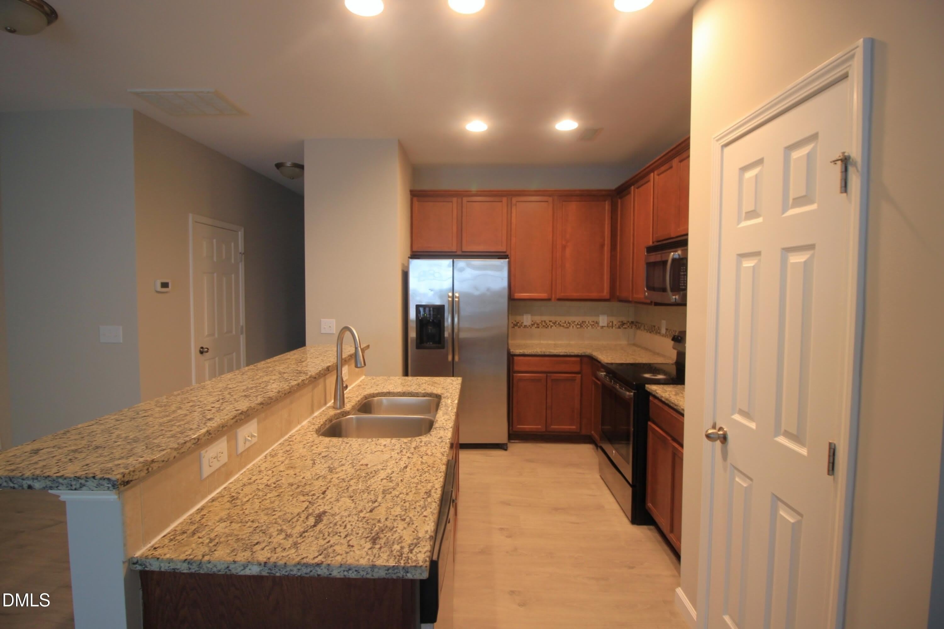 405 Stone Flower Lane – photo 4