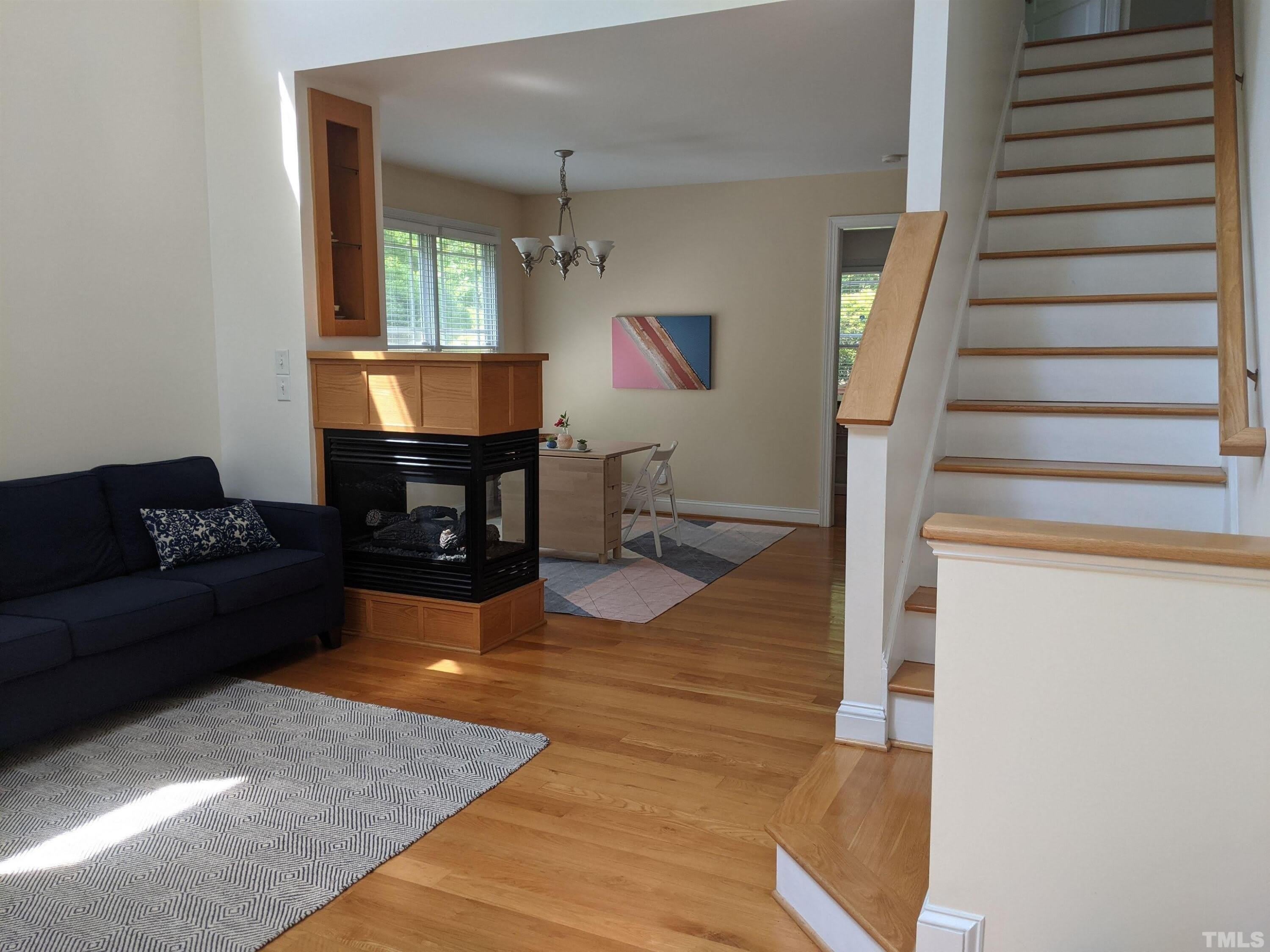 200 Charleston Lane – photo 2