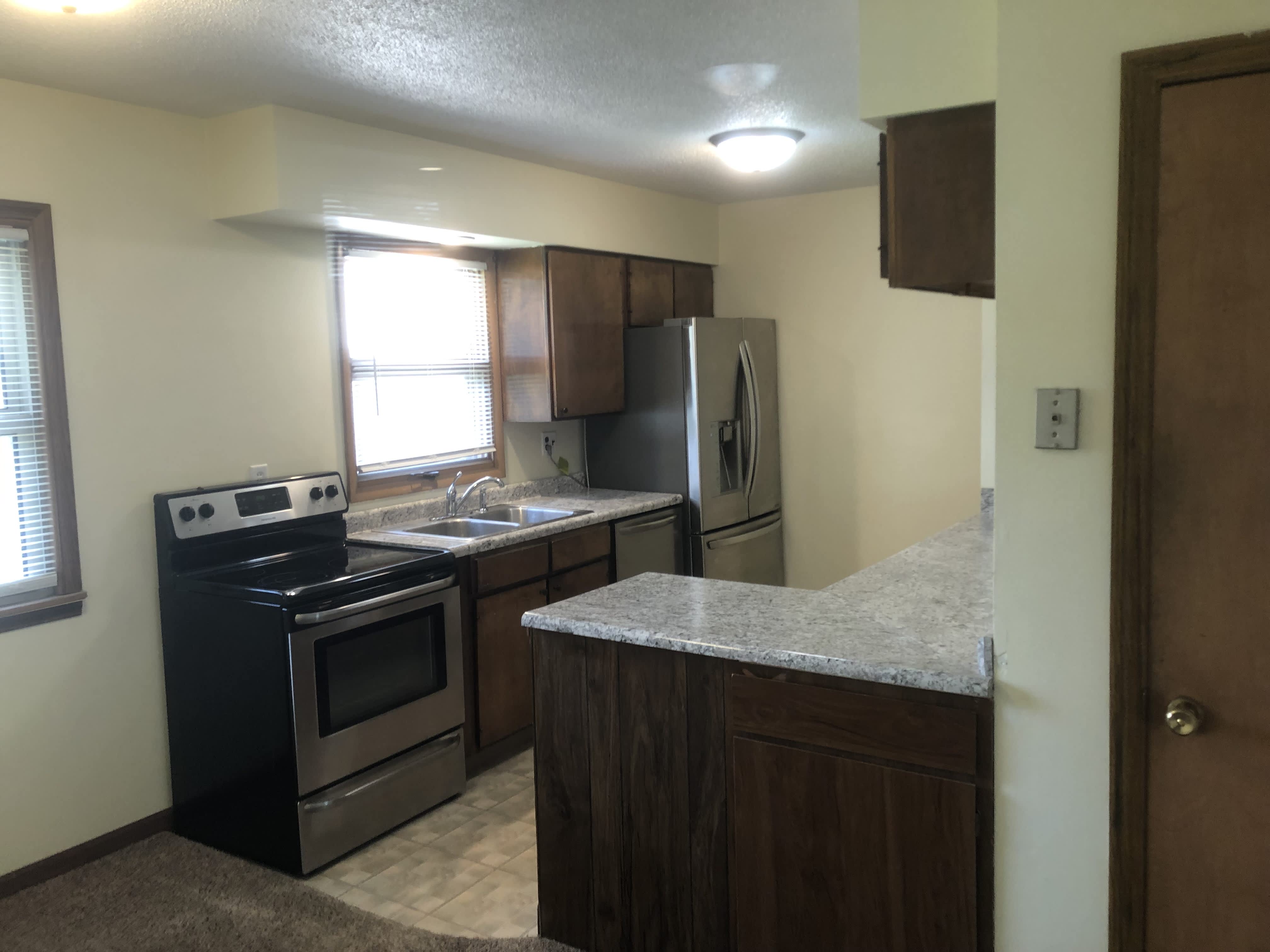 2614 19th Avenue North – photo 2