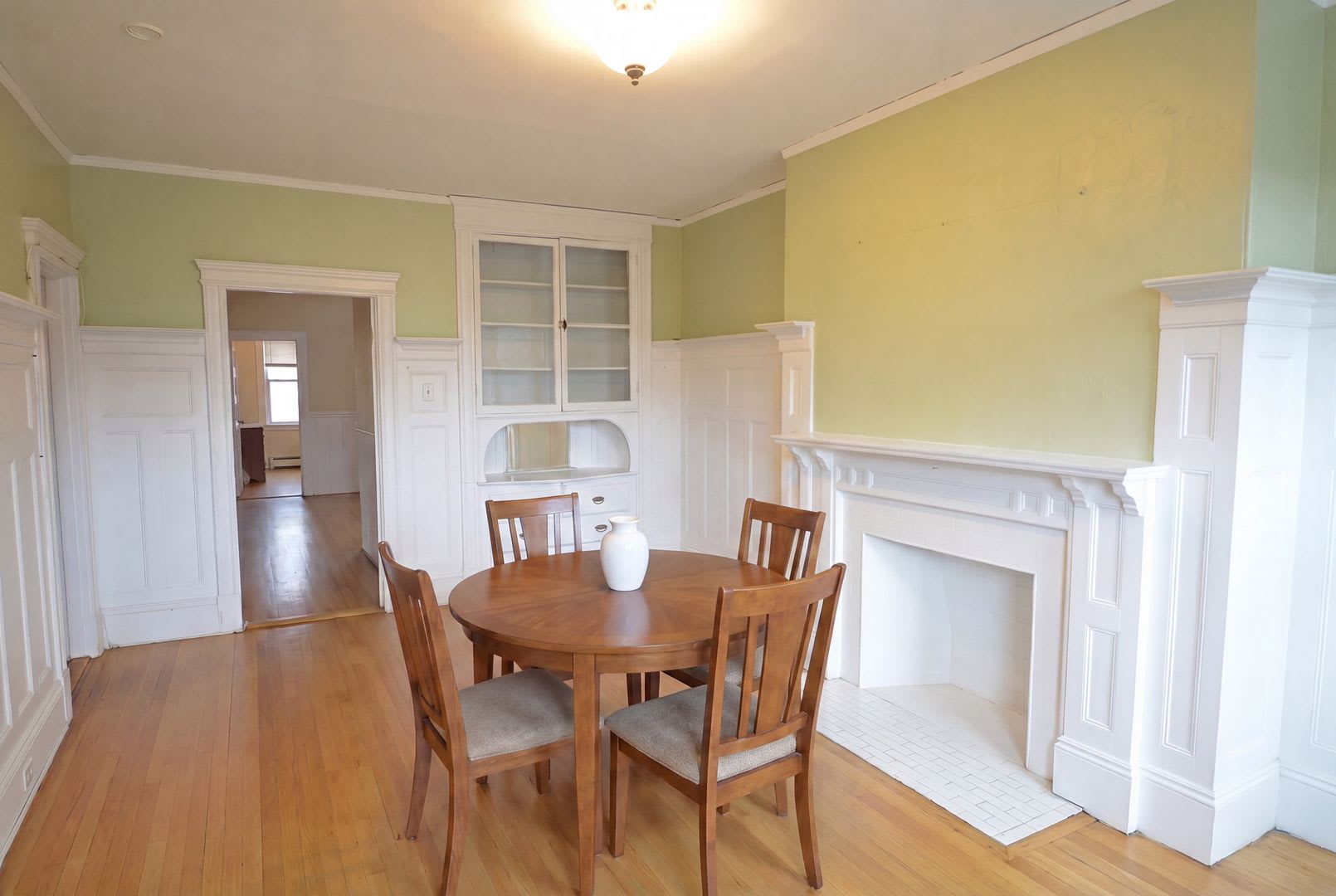 1813 Beacon St #3C Brookline MA 02445 – photo 2