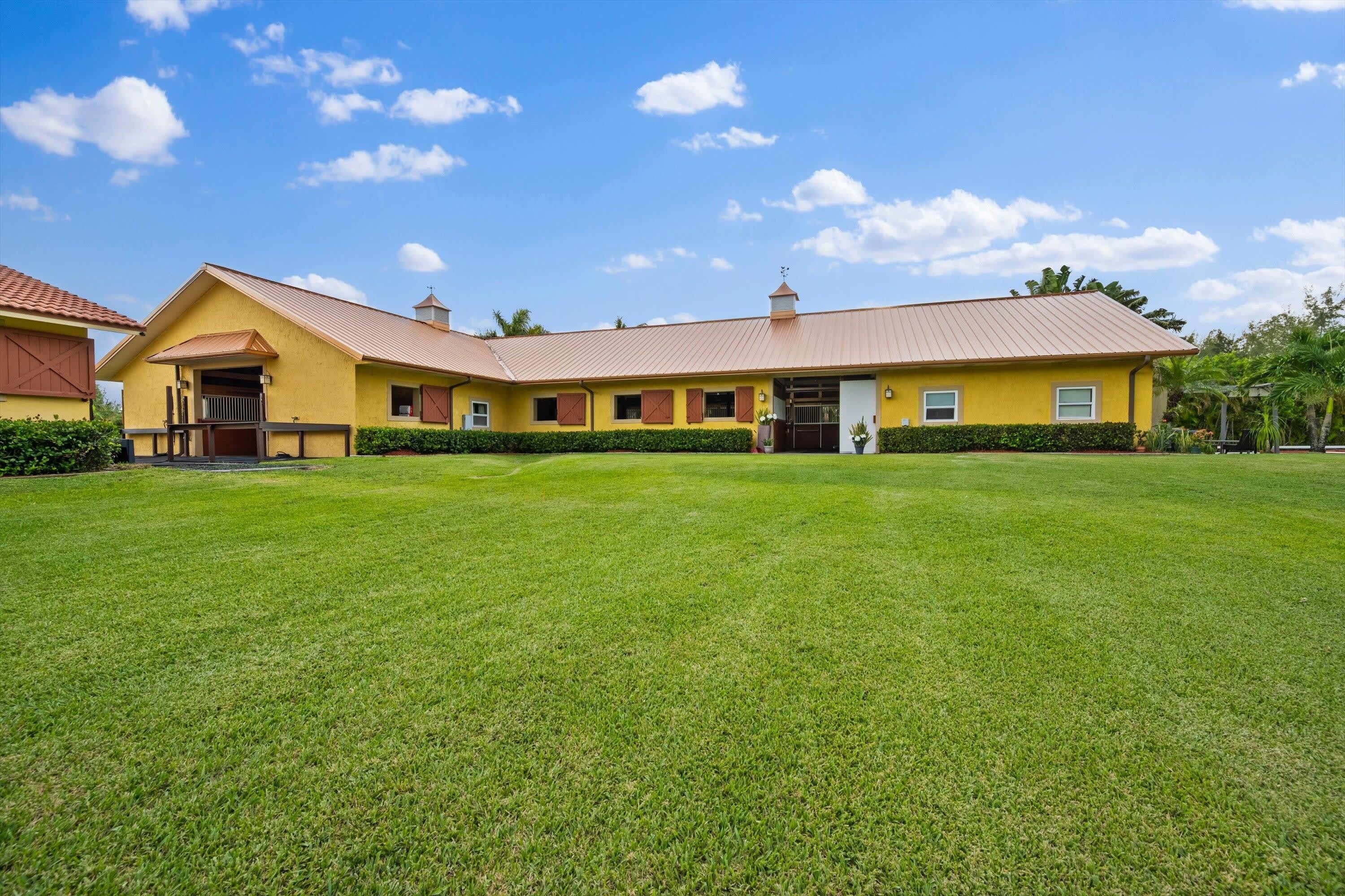 11861 Hawk Hollow – photo 1