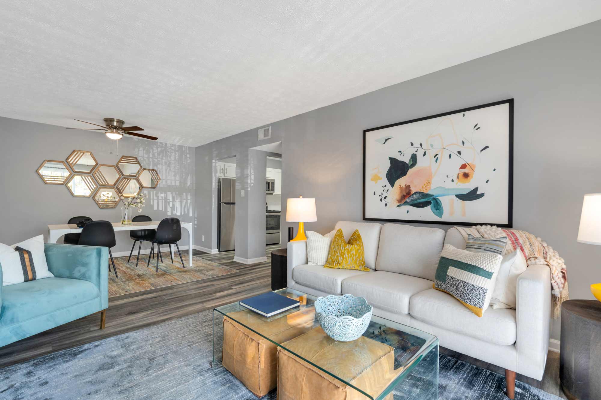 Station J-Town Apartments – photo 2