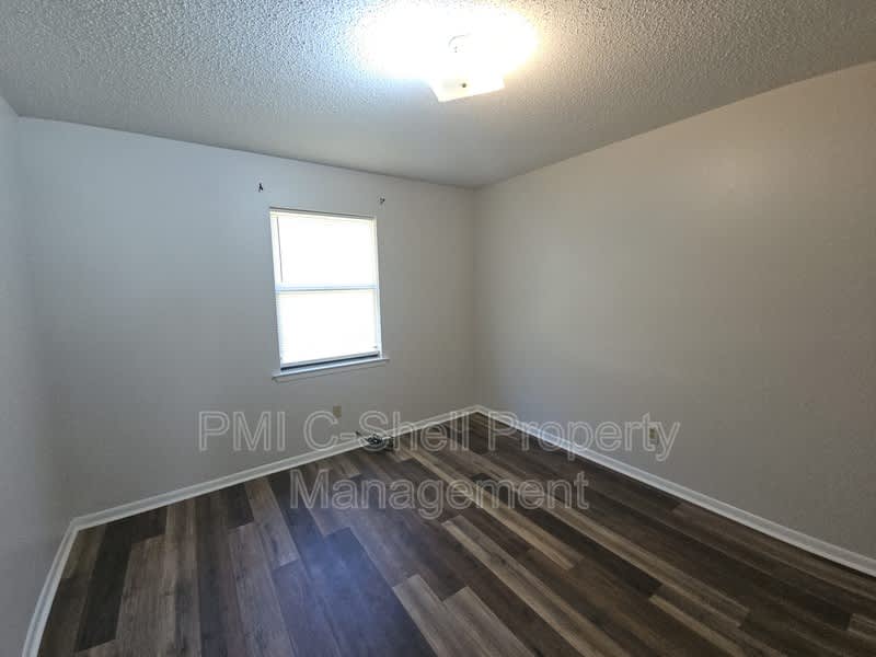 6 Clyde St – photo 4