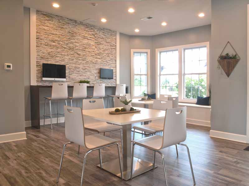 Sterling Lakes Apartments – photo 5