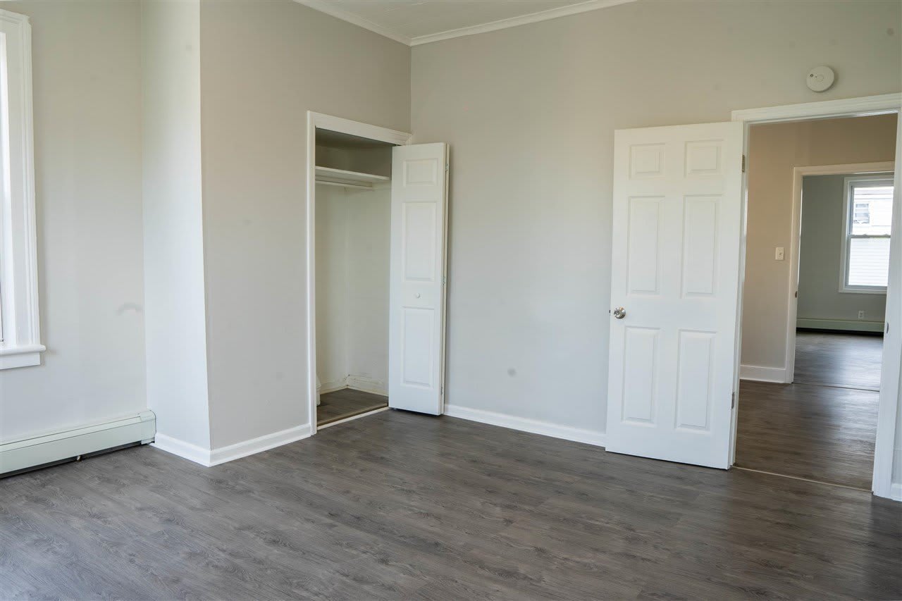 426 13TH ST – photo 4