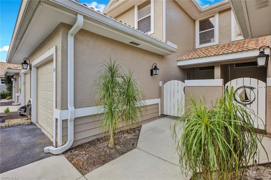 386 Emerald Bay Cir – photo 1