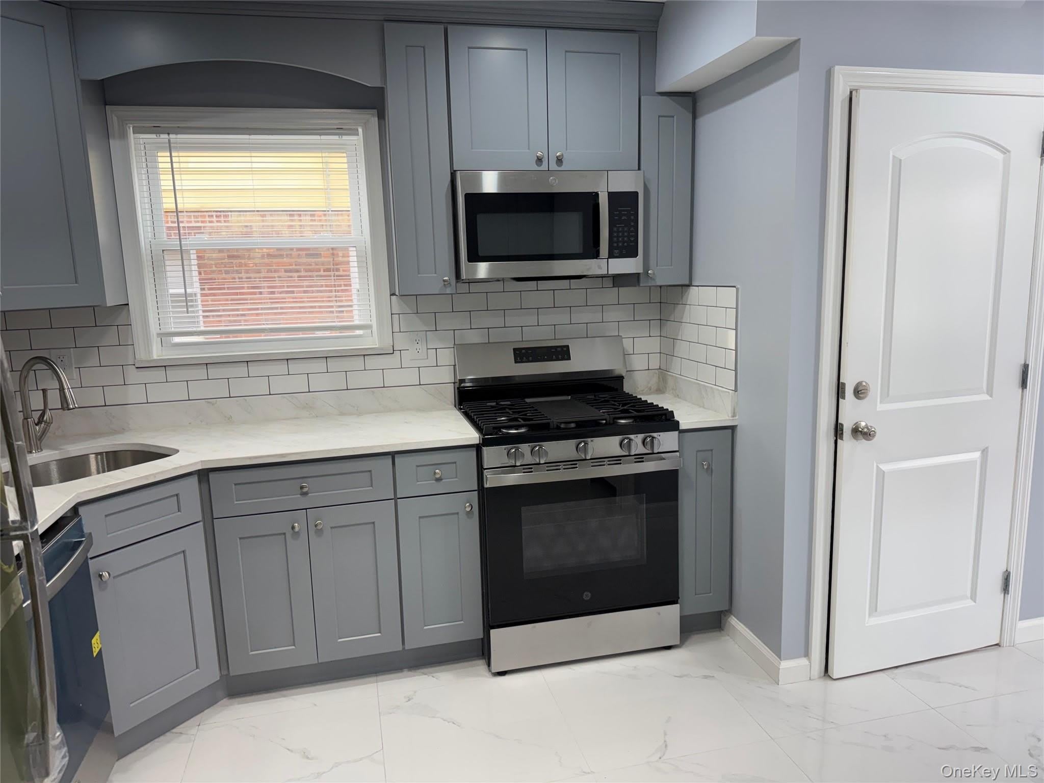 99 Gibson Boulevard – photo 4