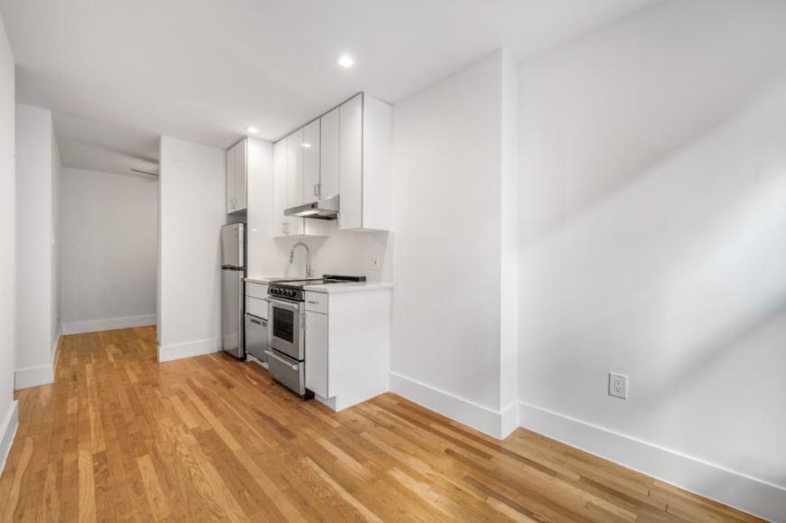 437 East 9th Street – photo 2
