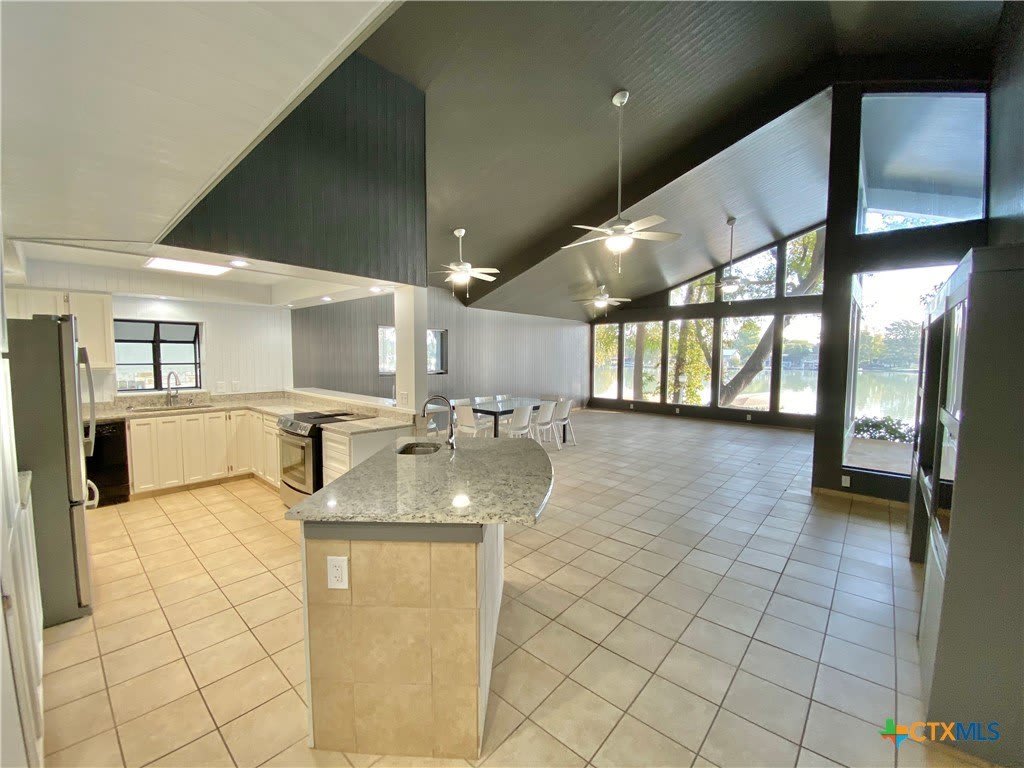 906 Lakeview Trail – photo 5