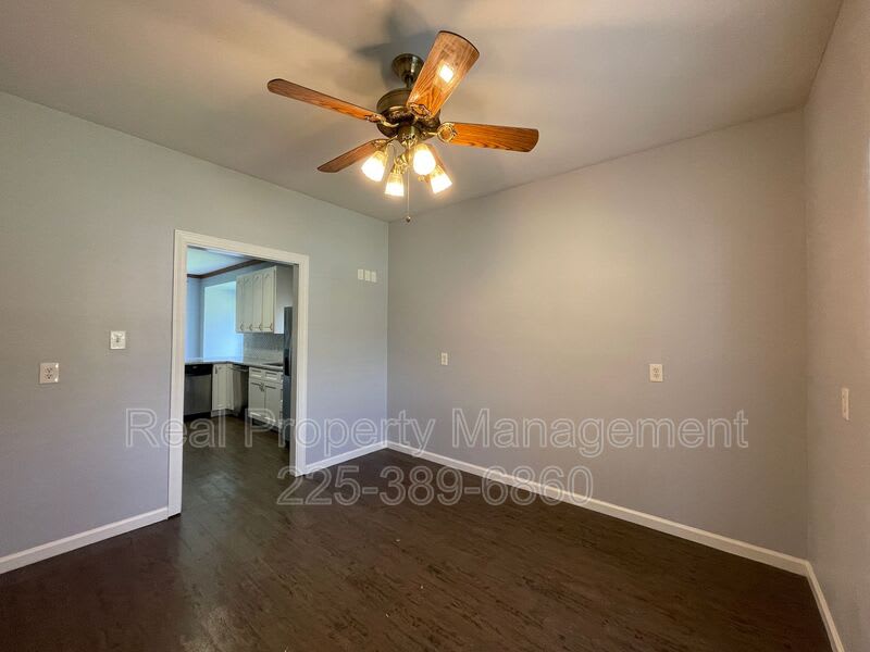 25491 Plantation Ave. – photo 3