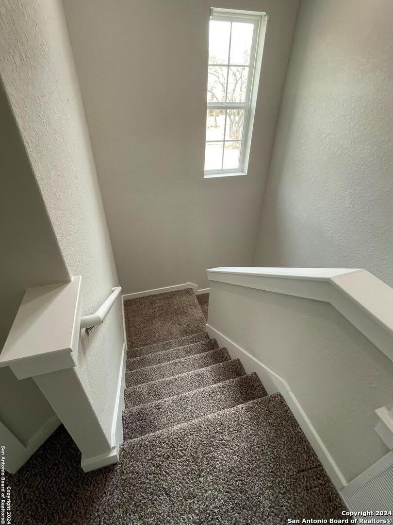 21518 JAMES CHARLES – photo 5