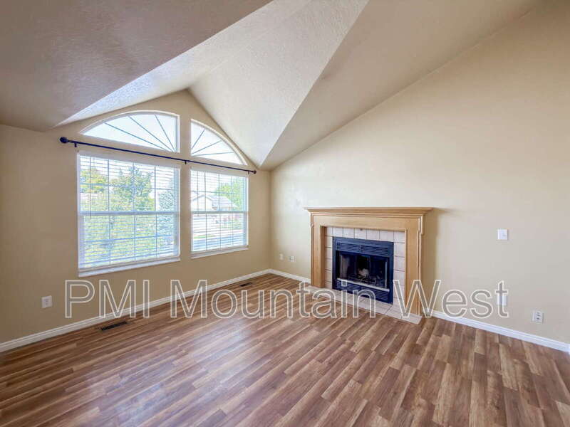 2322 N 1075 E – photo 4
