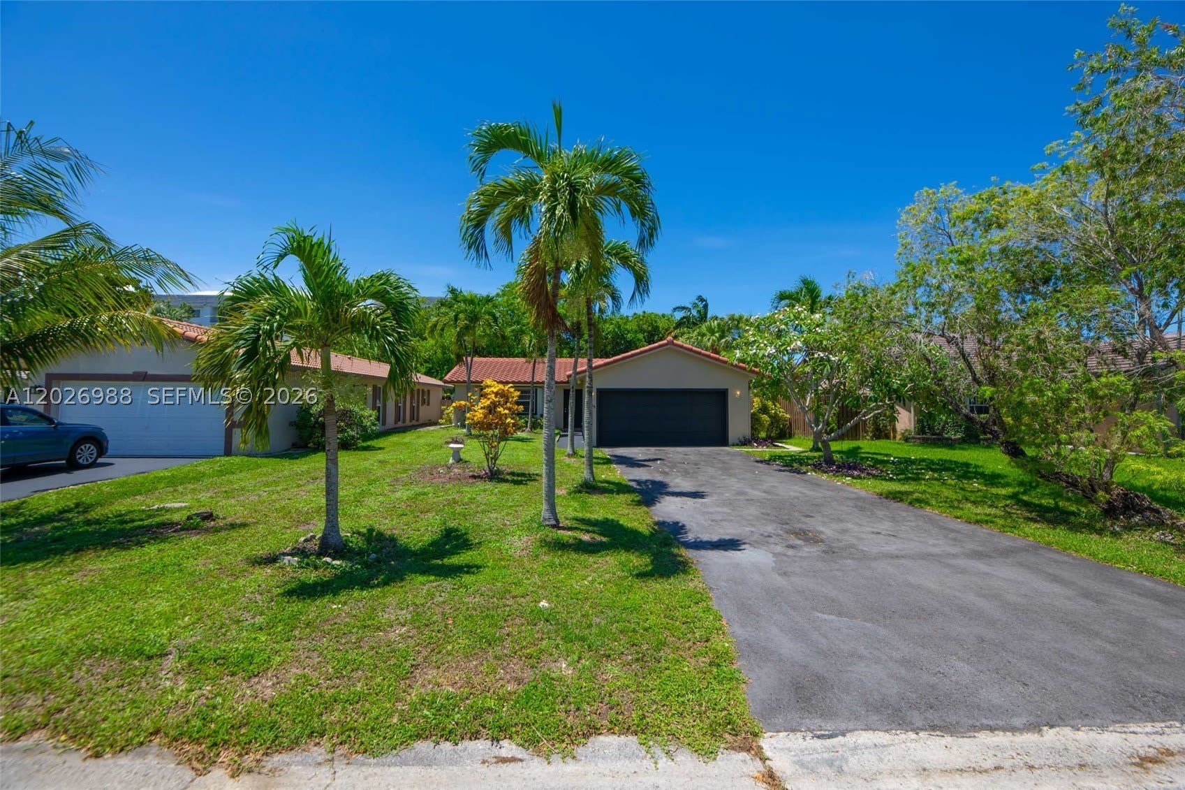 9039 NW 21st Ct – photo 2