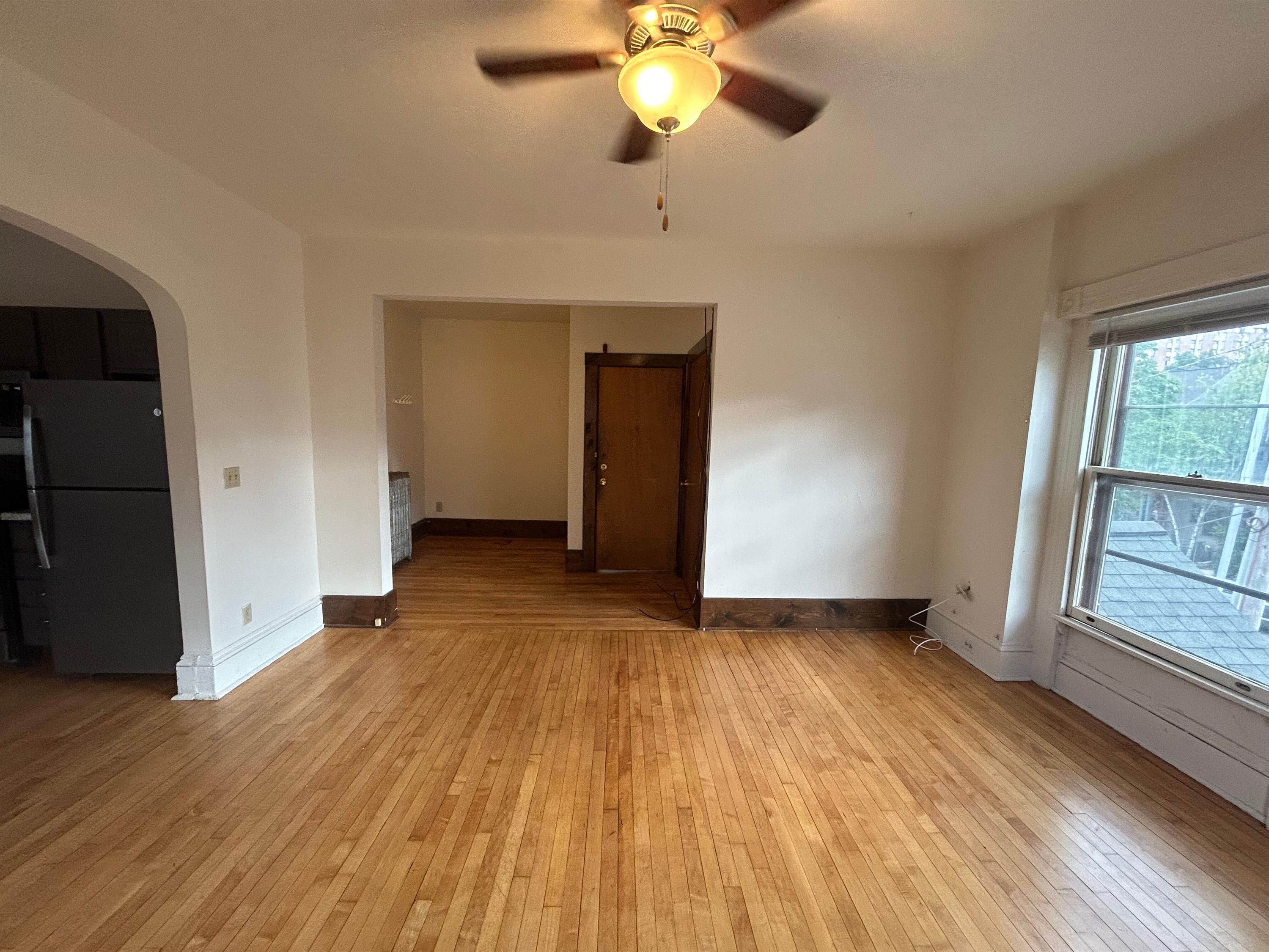 315 N Pinckney – photo 2