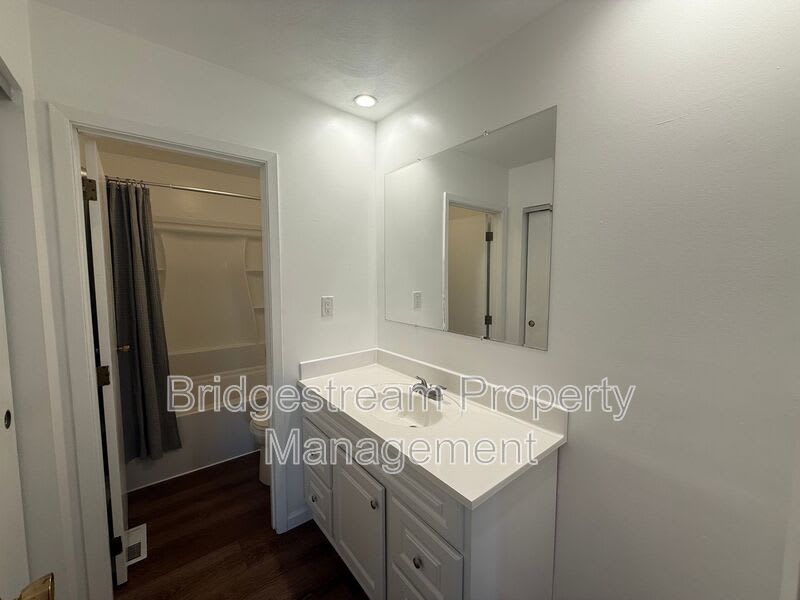 3851 Hillsboro Drive – photo 4